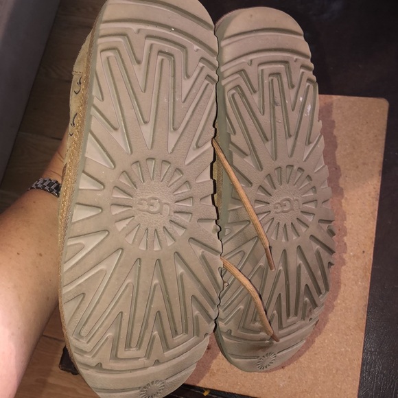 Ugg boots - Picture 4 of 5